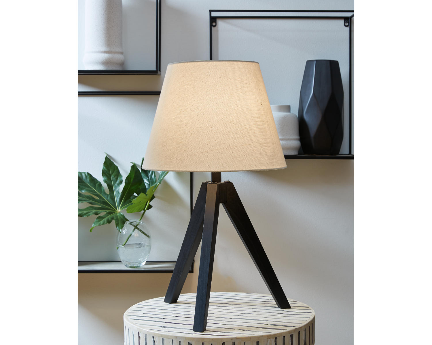 Laifland Table Lamp (Set of 2)