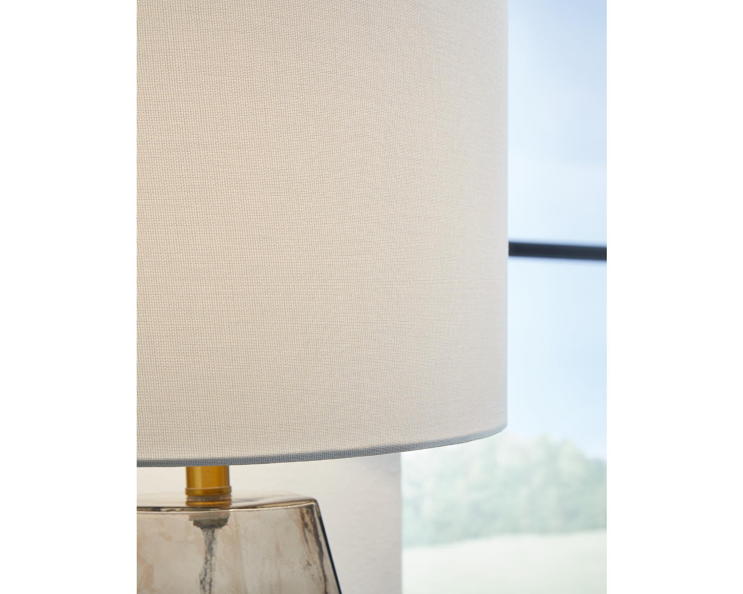 Taylow Table Lamp (Set of 2)