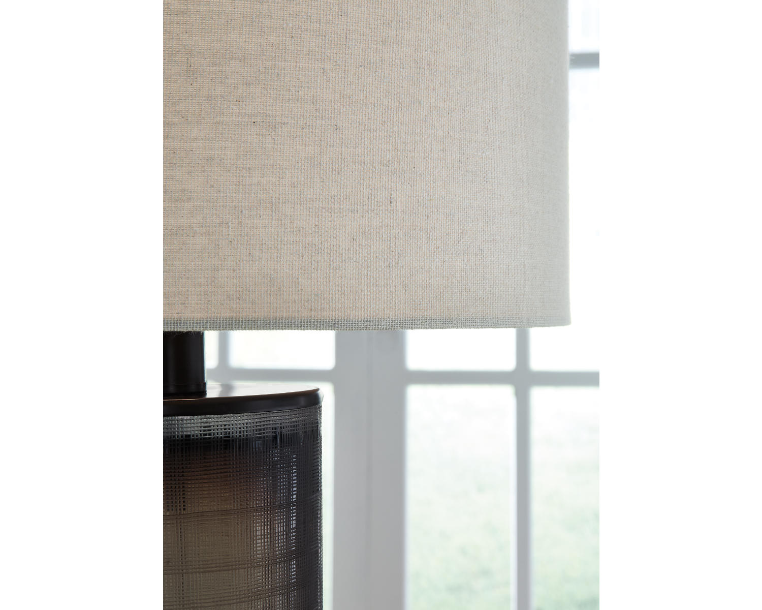 Dingerly Table Lamp