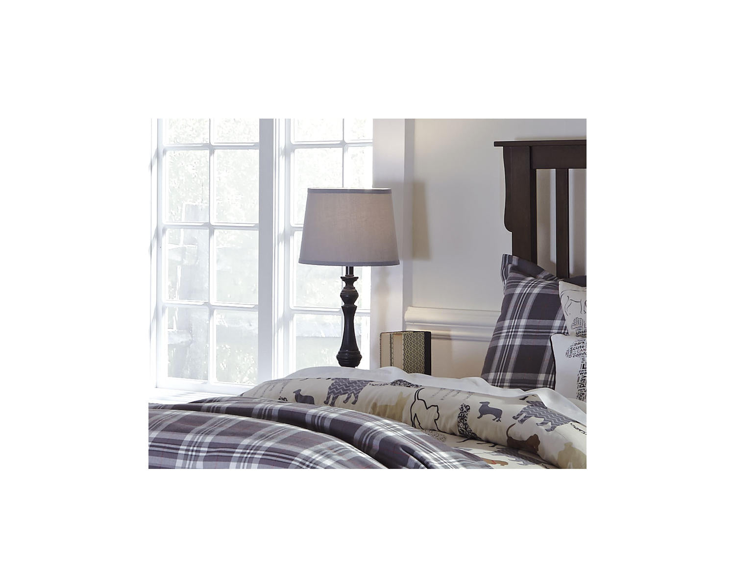 Kian Table Lamp