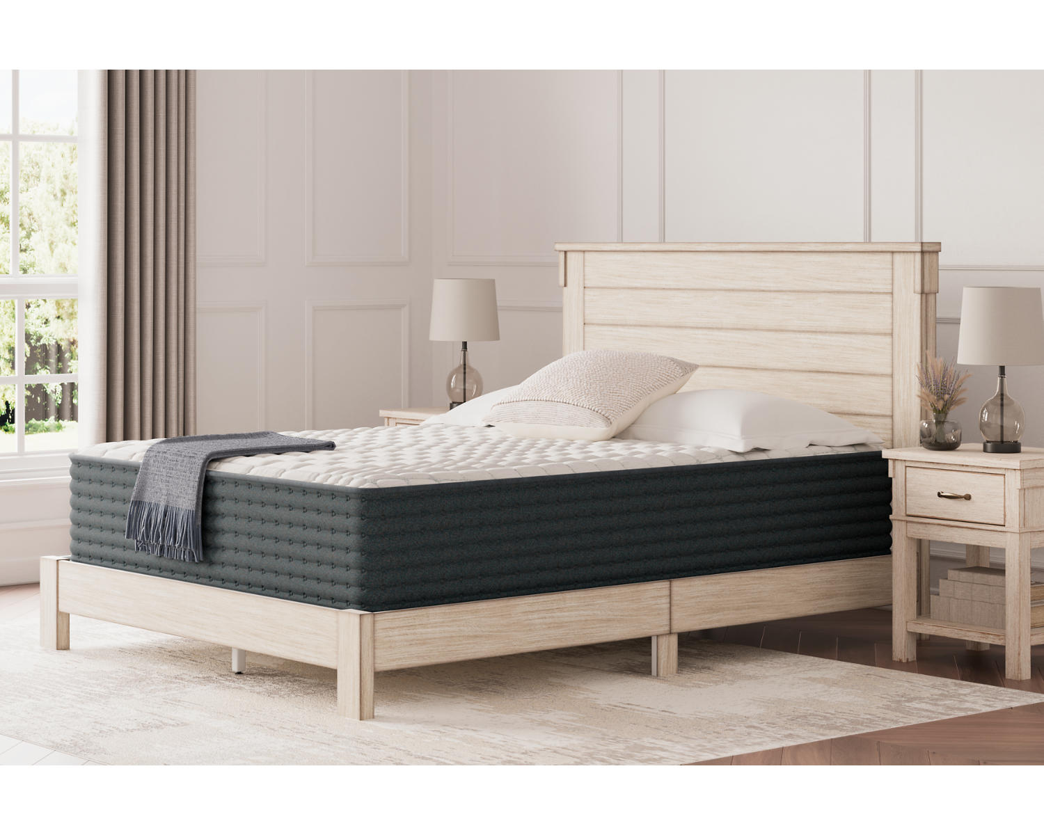 Hybrid 1300 Queen Mattress