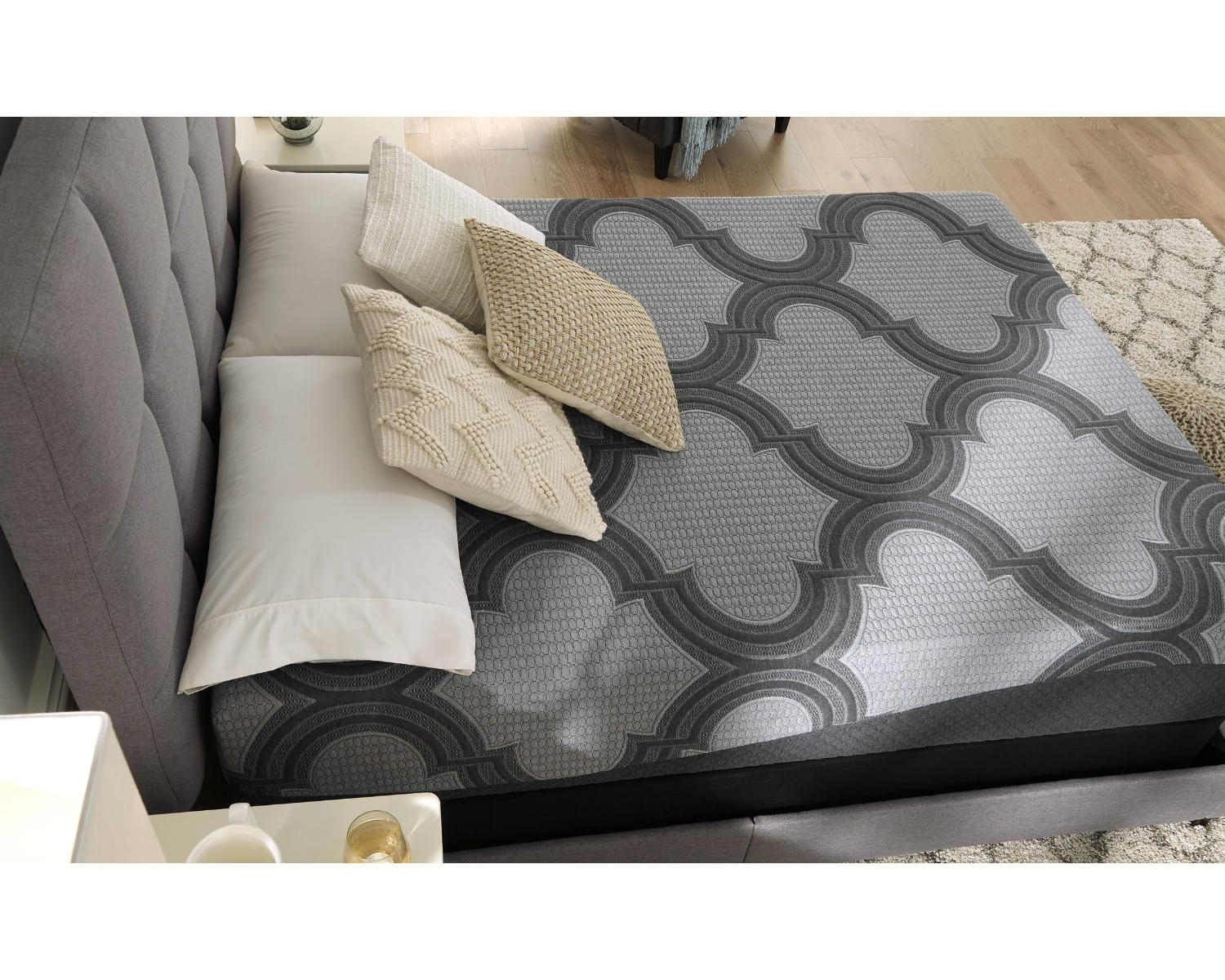 1100 Series Queen Mattress