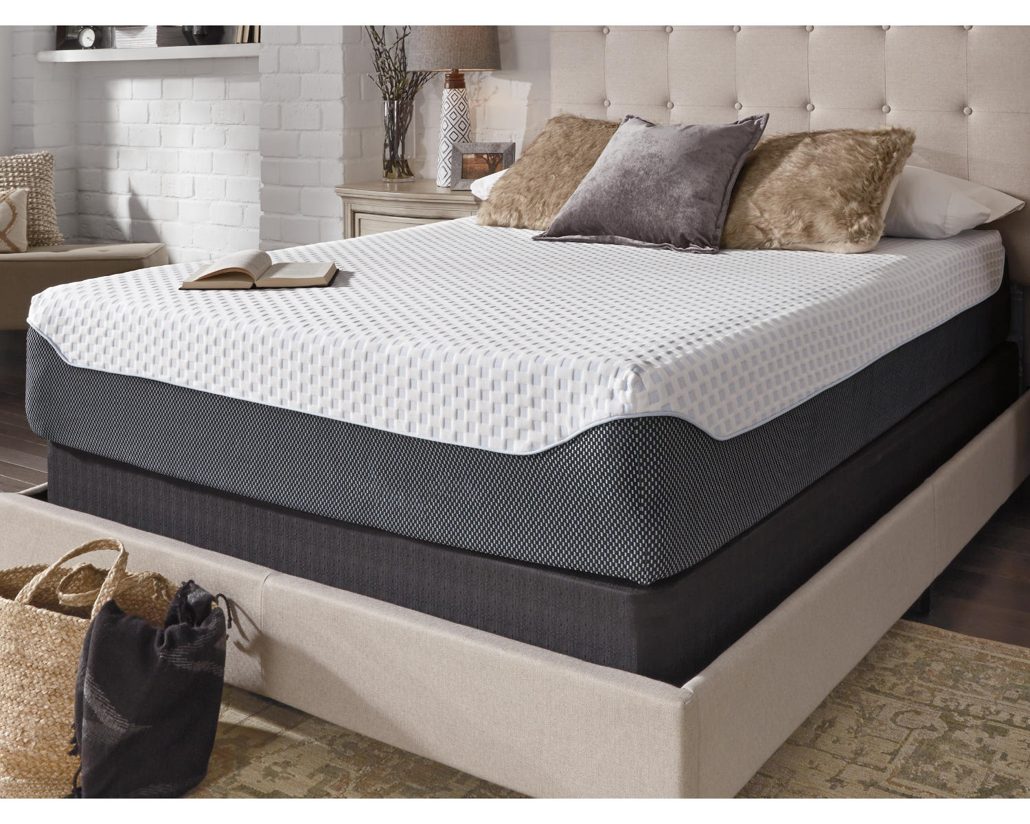 12 Inch Chime Elite Full Memory Foam Mattress in a box