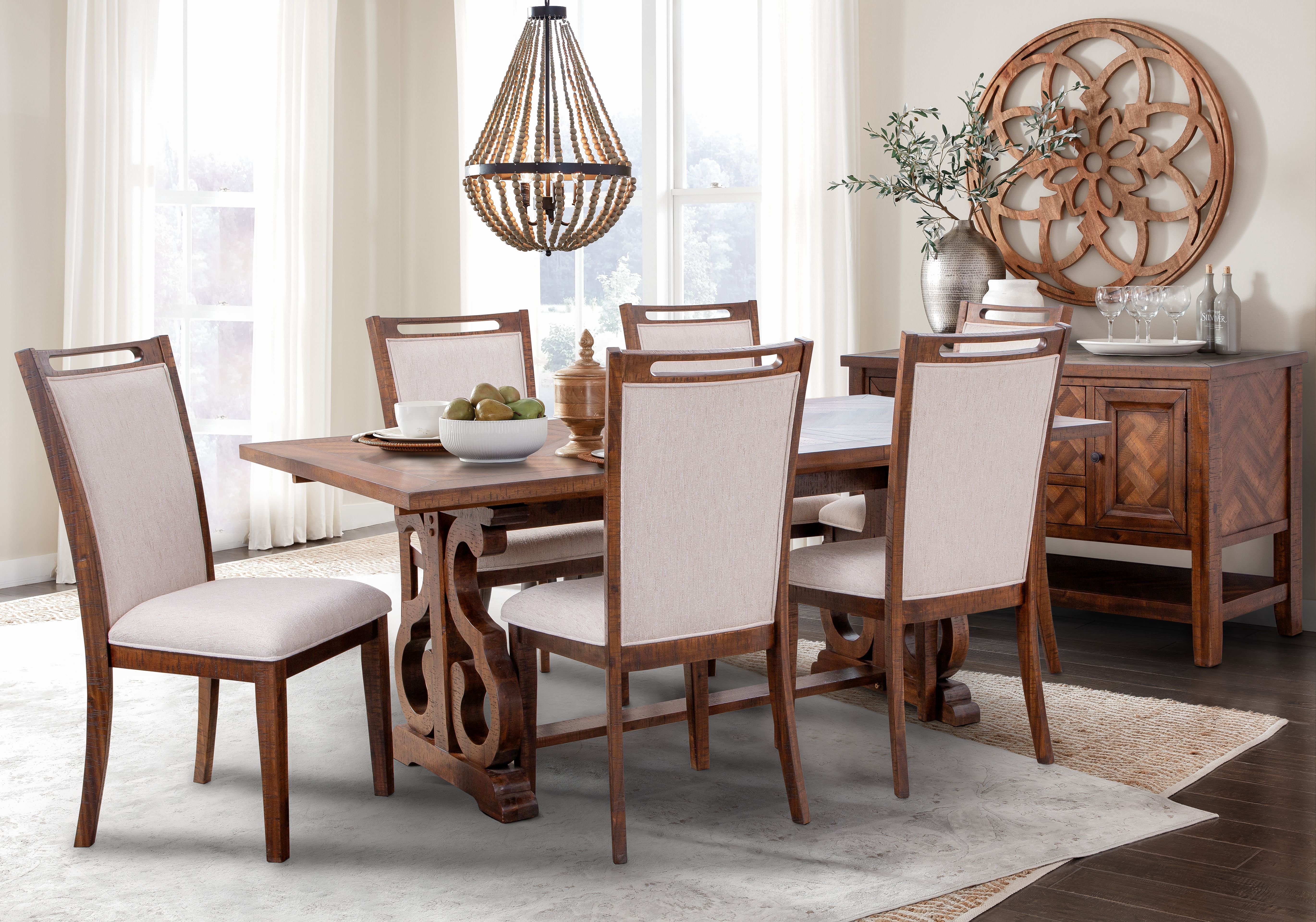 NAOMI DINING ROOM