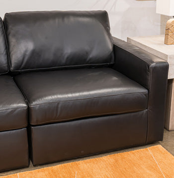ModMax II Right-Arm Facing Corner Chair