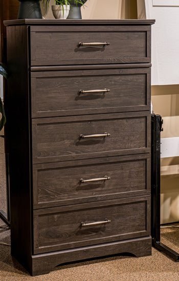 Juditown Chest of Drawers