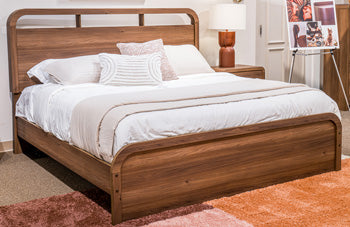 Breskatown Queen Panel Footboard