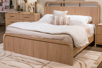 Breskatown Queen Panel Headboard