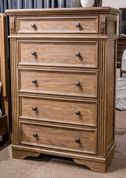 Maloreene Chest of Drawers