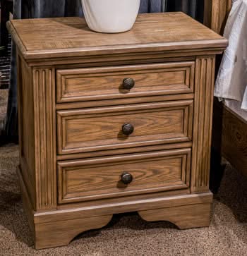 Maloreene Nightstand