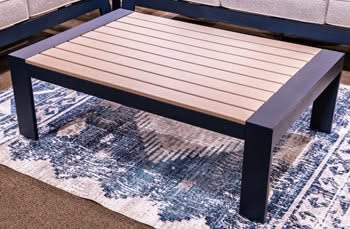Mesa de centro para exteriores de East Beach