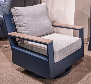 Silla giratoria para exteriores East Beach con cojín