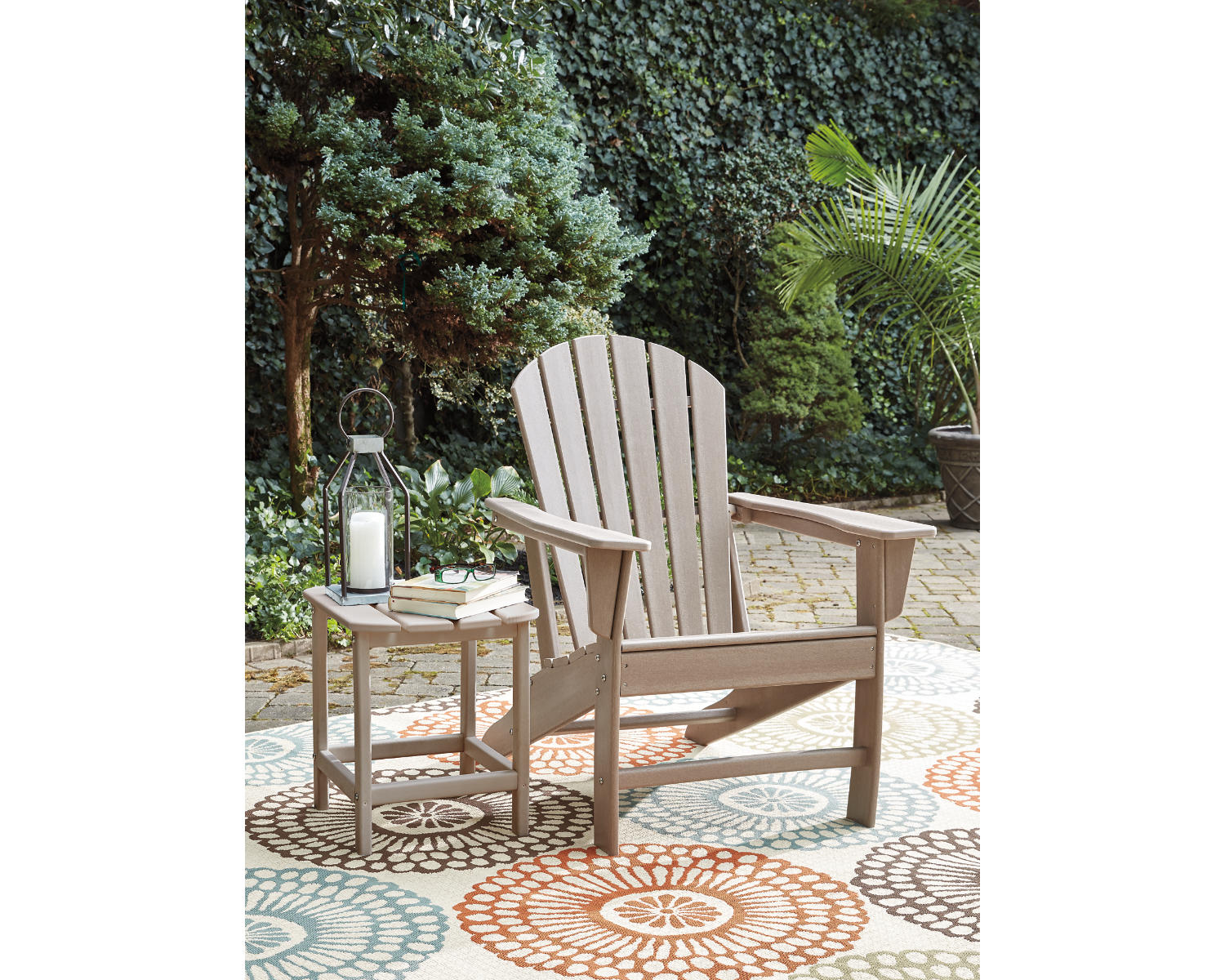 Sundown Treasure Adirondack Chair with End Table