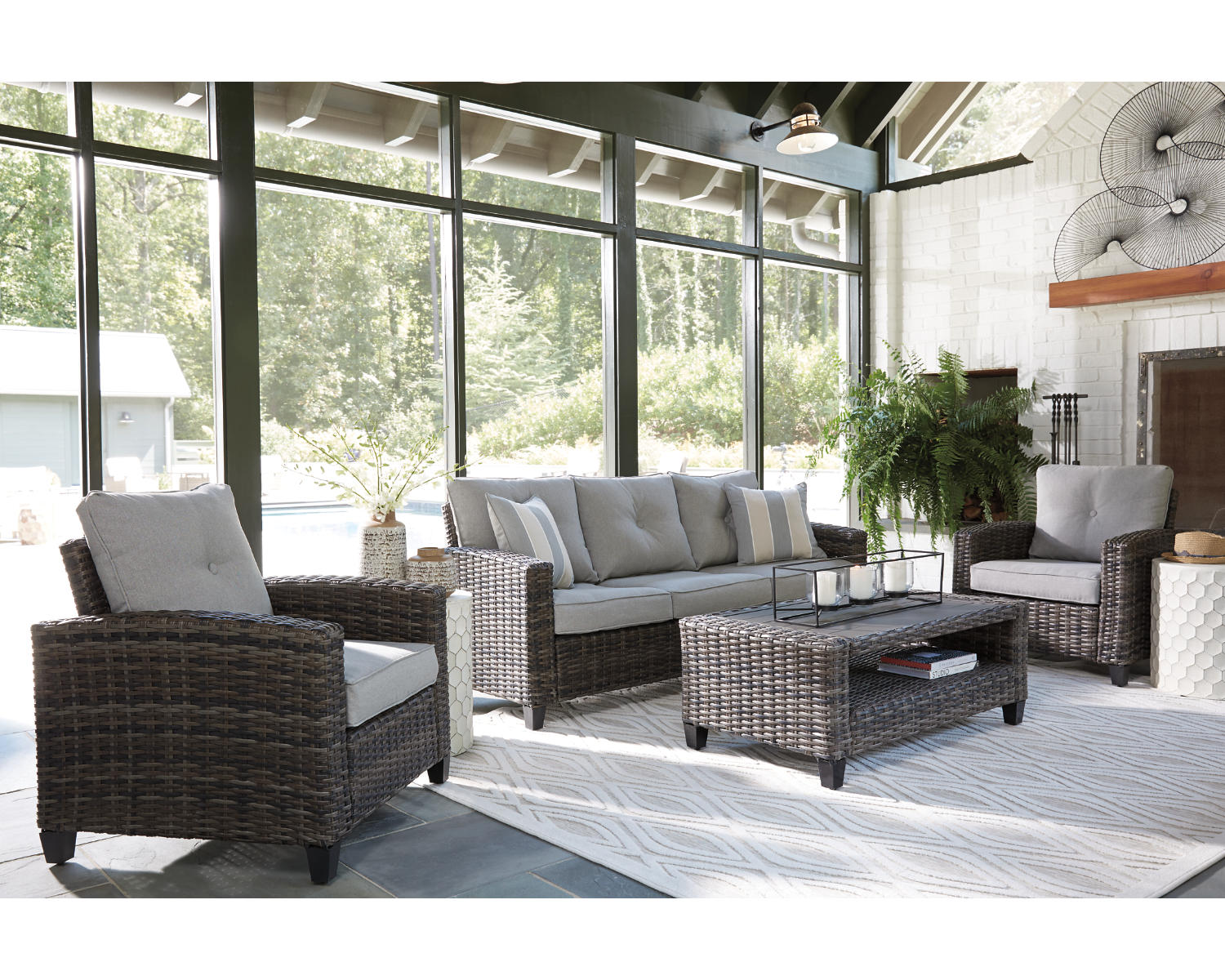 Cloverbrooke 4-Piece Outdoor Conversation Set
