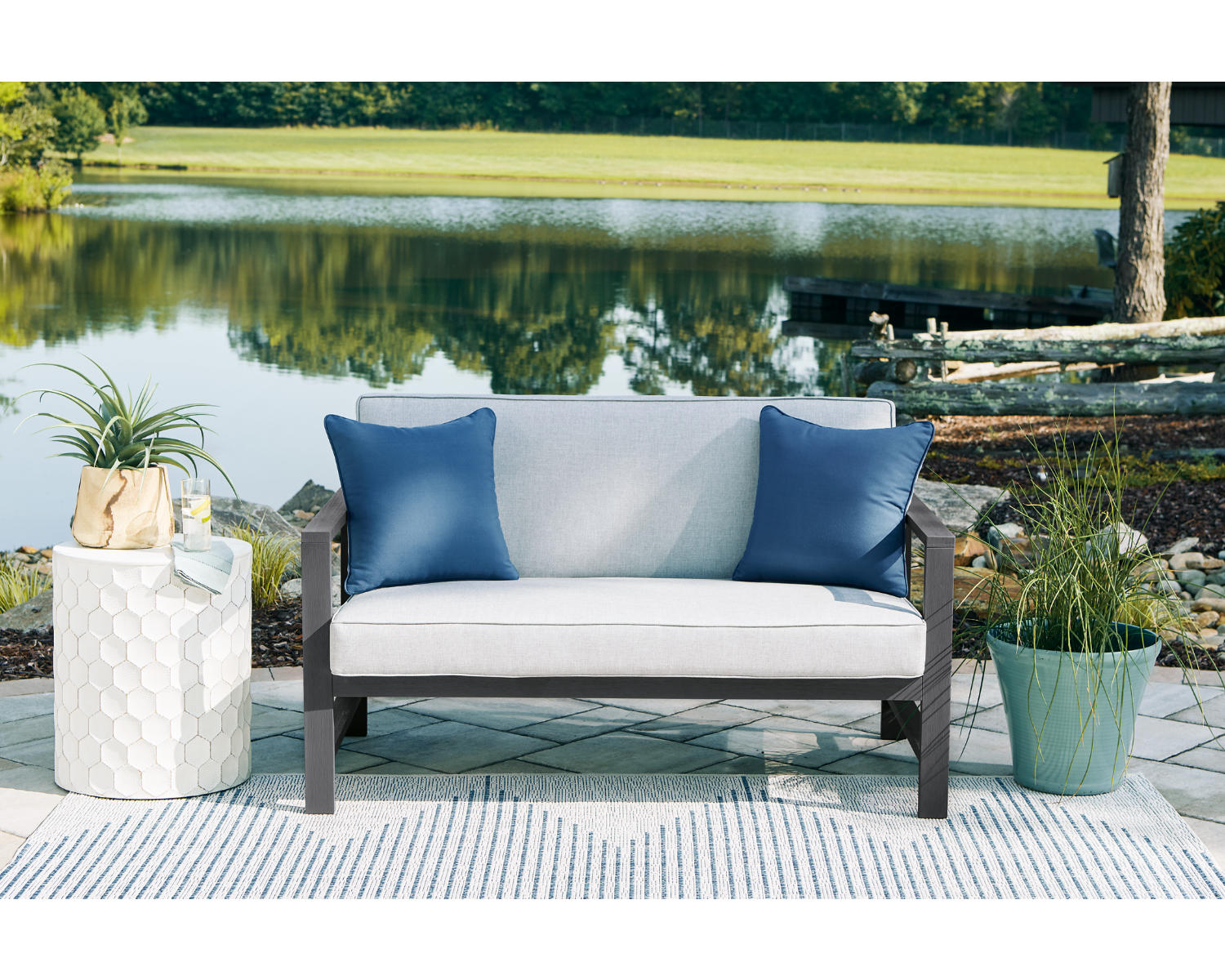 Fynnegan Outdoor Loveseat with Table (Set of 2)