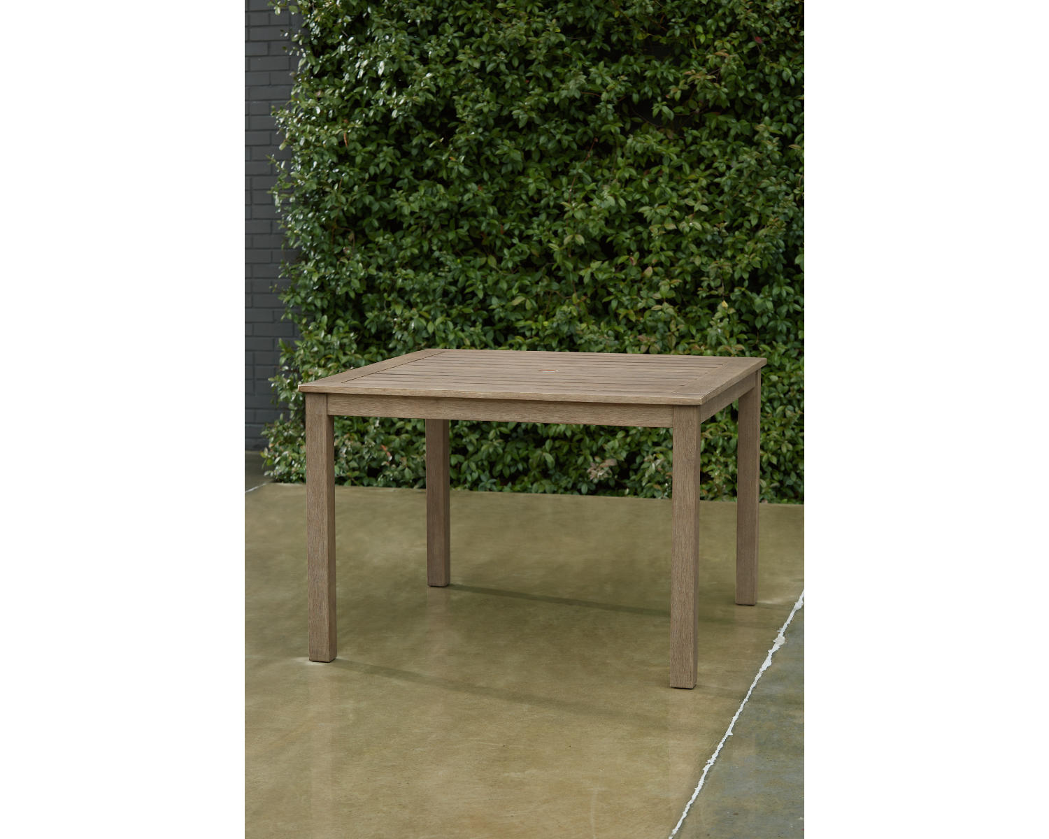 Aria Plains Outdoor Dining Table