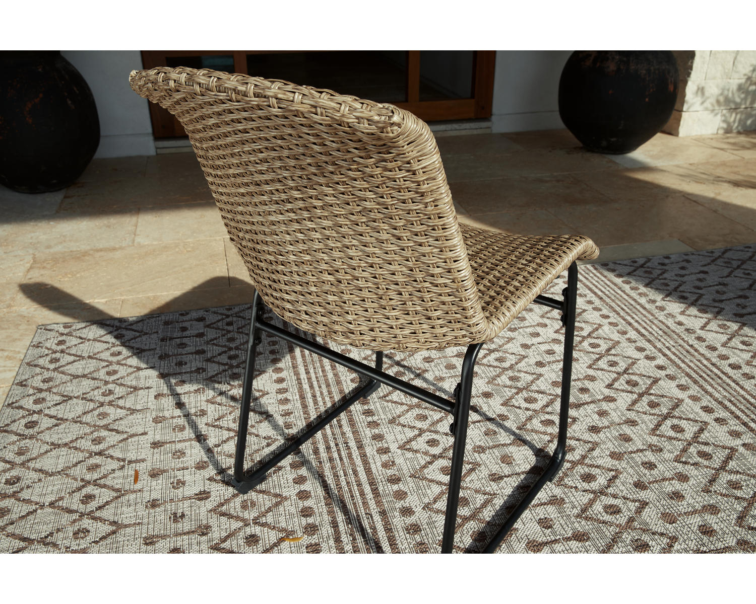 Amaris Outdoor Dining Chair (Set of 2)