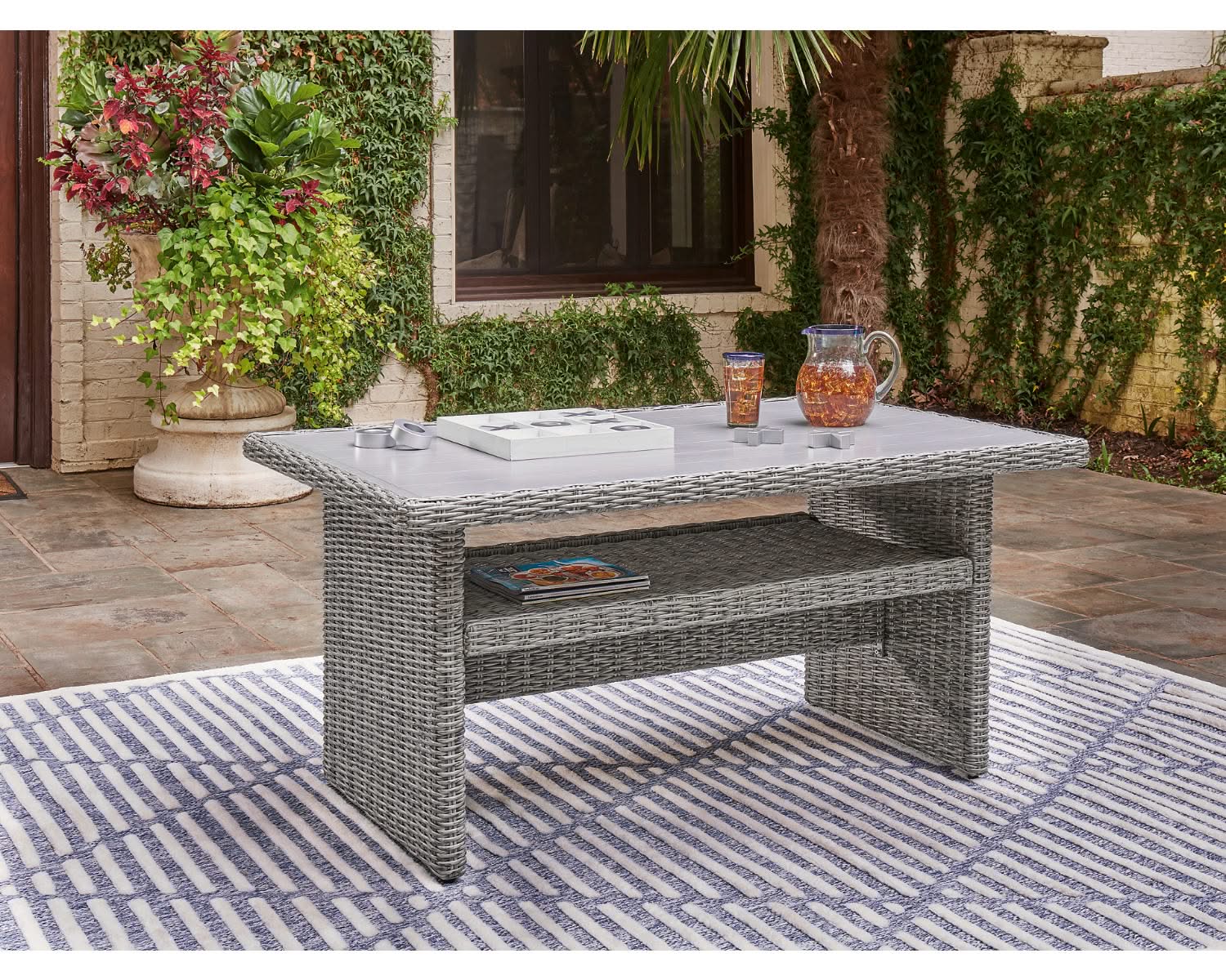 Mesa multiusos para exteriores de Naples Beach