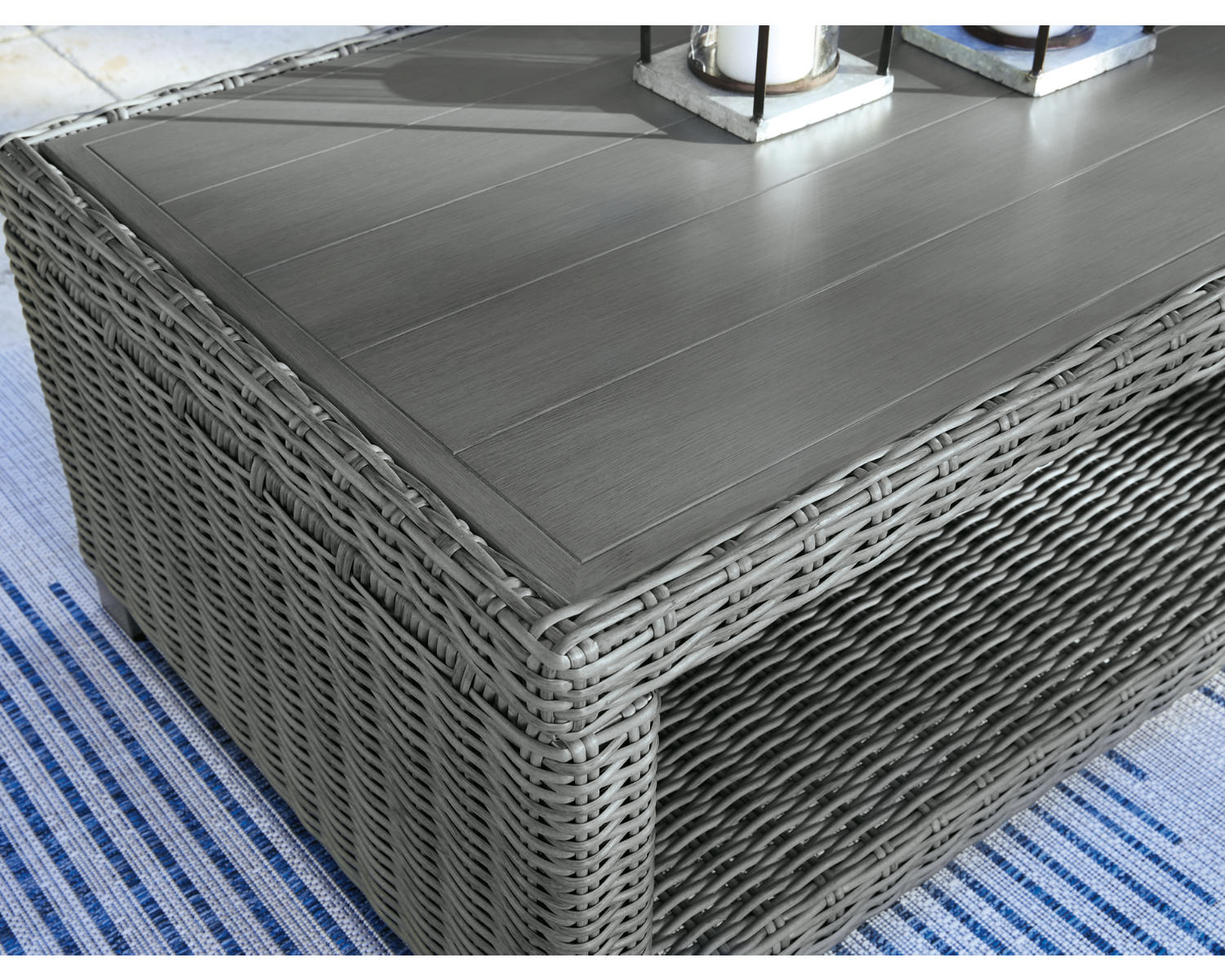 Elite Park Outdoor Coffee Table