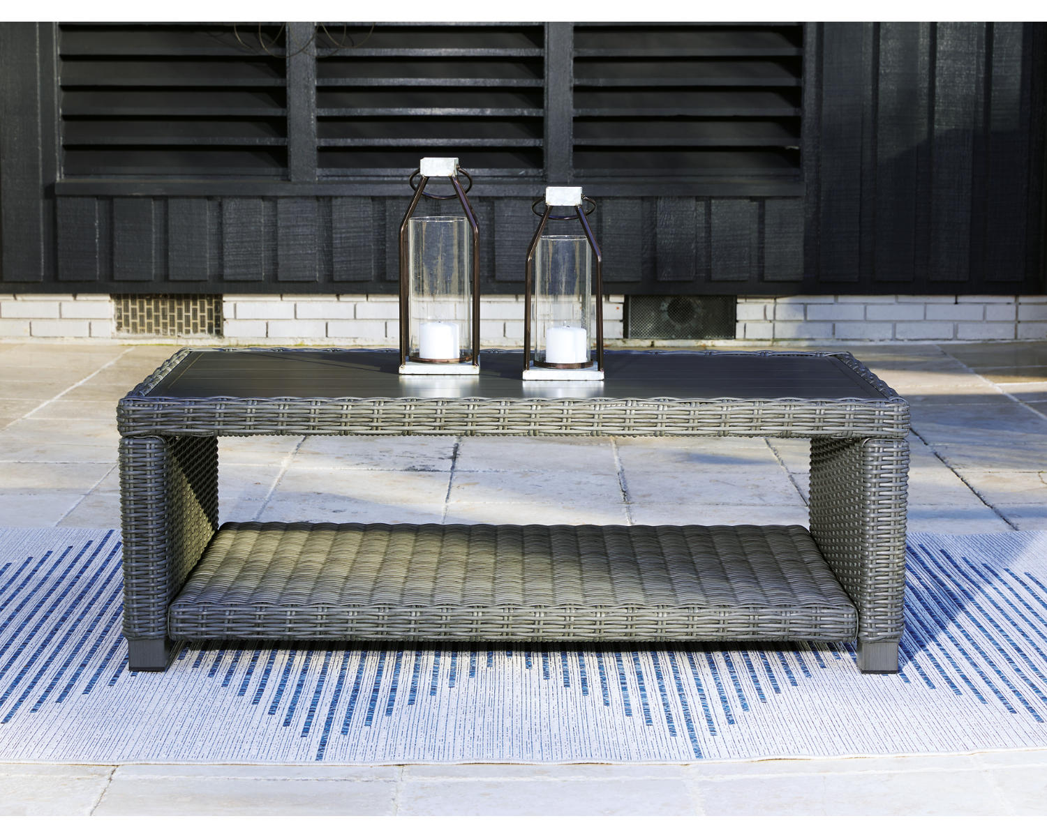 Elite Park Outdoor Coffee Table