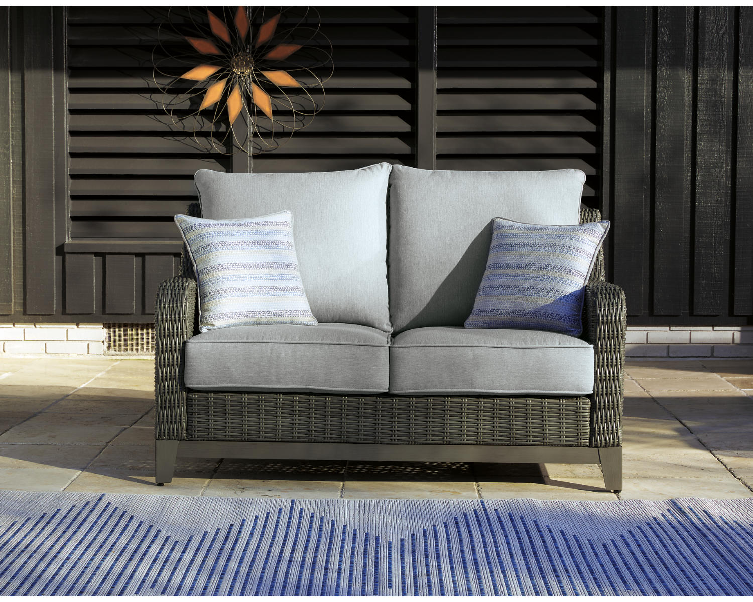 Elite Park Outdoor Loveseat with Cushion