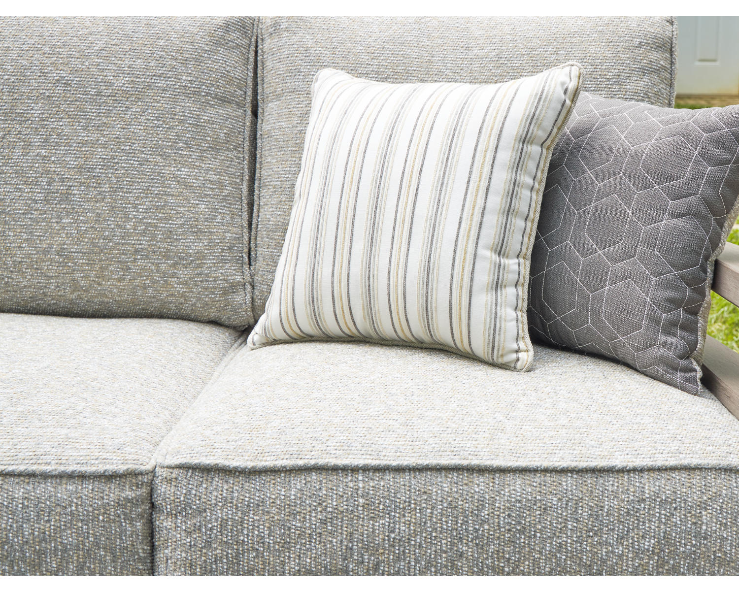 Hillside Barn Outdoor Sofa with Cushion