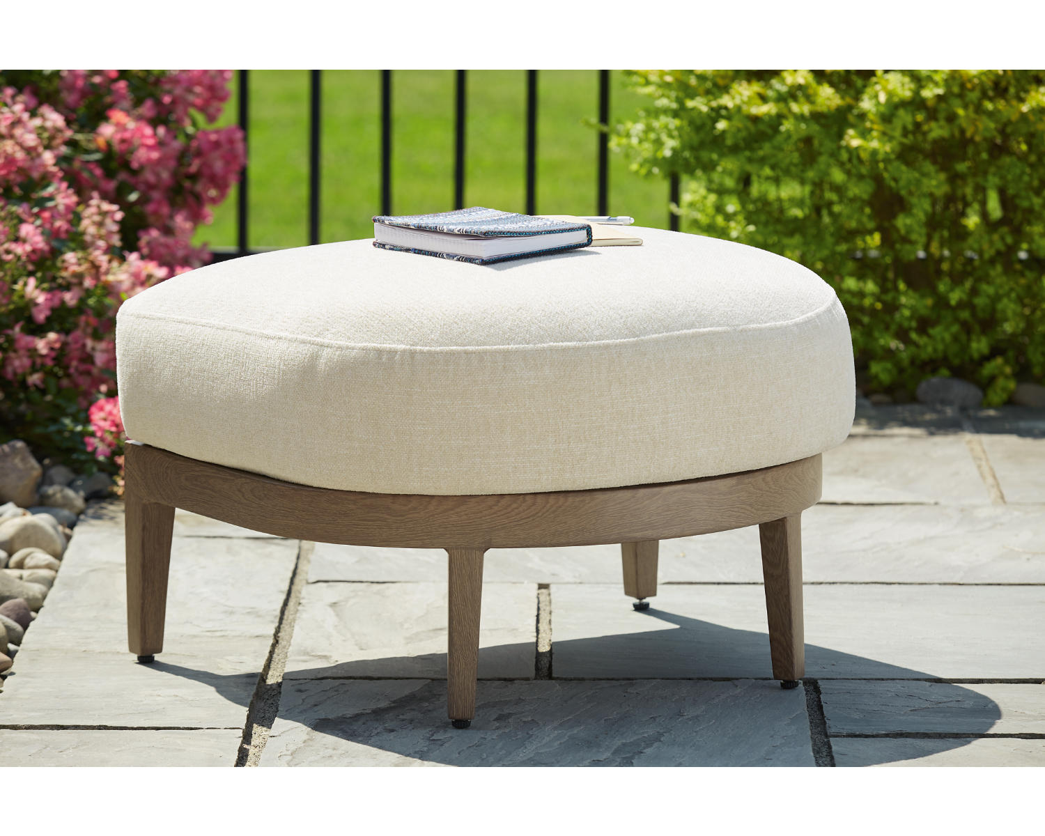 Serene Bay Outdoor Ottoman with Cushion
