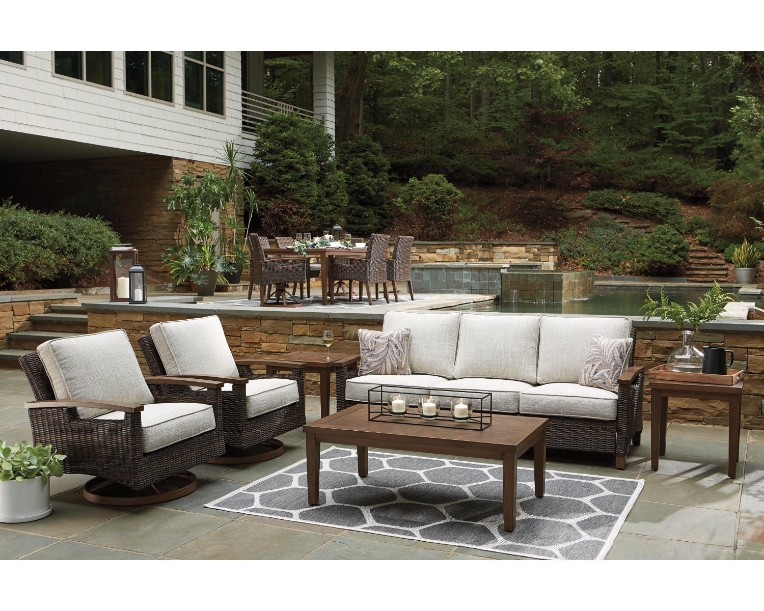 Paradise Trail Sofa with Cushion