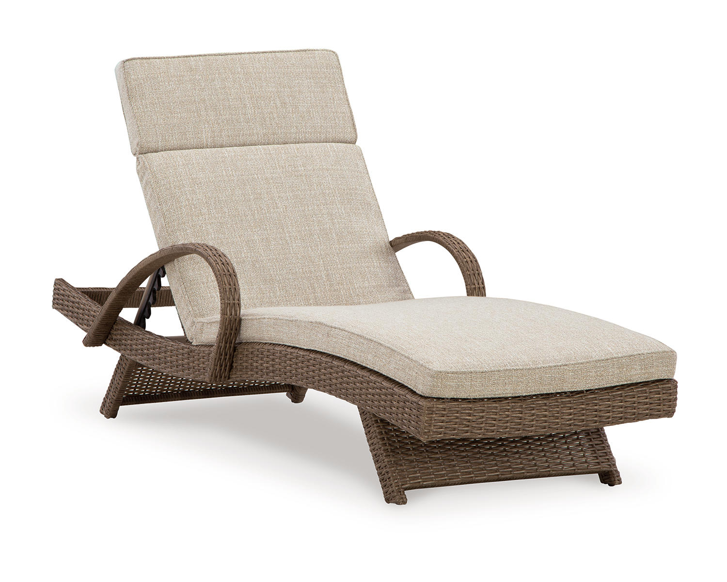 Beachcroft Outdoor Chaise Lounge with Cushion
