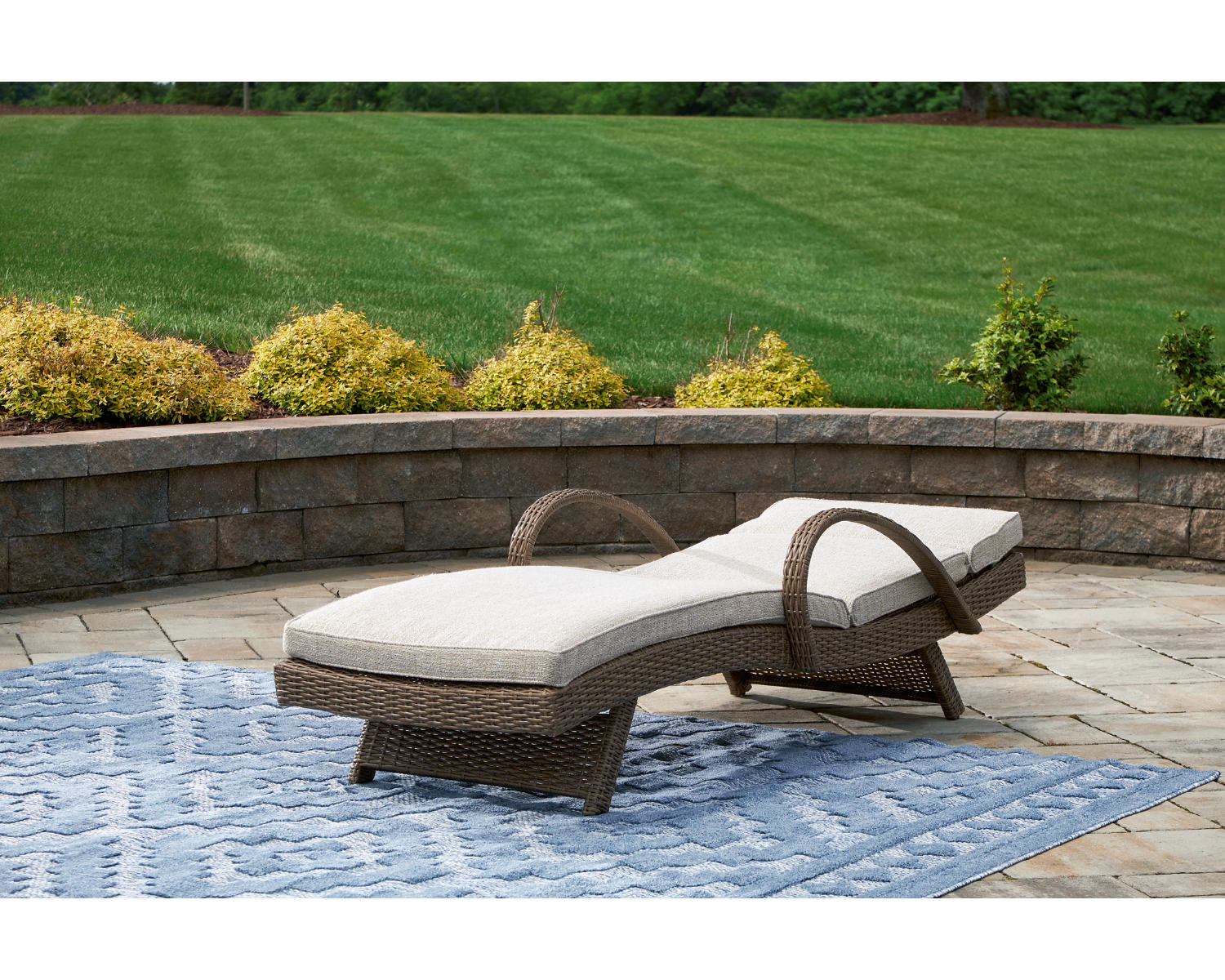 Beachcroft Outdoor Chaise Lounge with Cushion