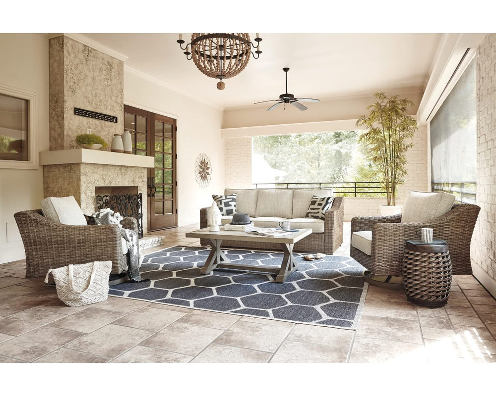Sofá de exterior Beachcroft con mesa de centro y dos mesas auxiliares