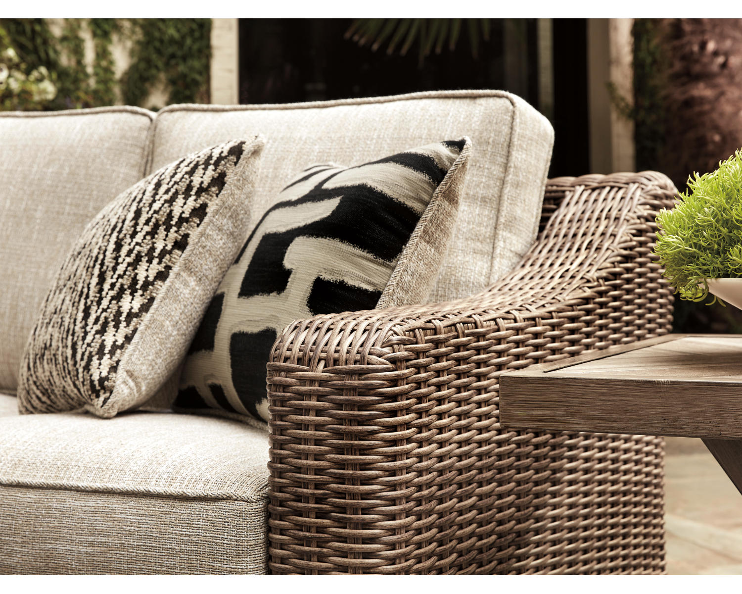 Beachcroft 3-Piece Outdoor Sectional with Coffee Table and 2 End Tables