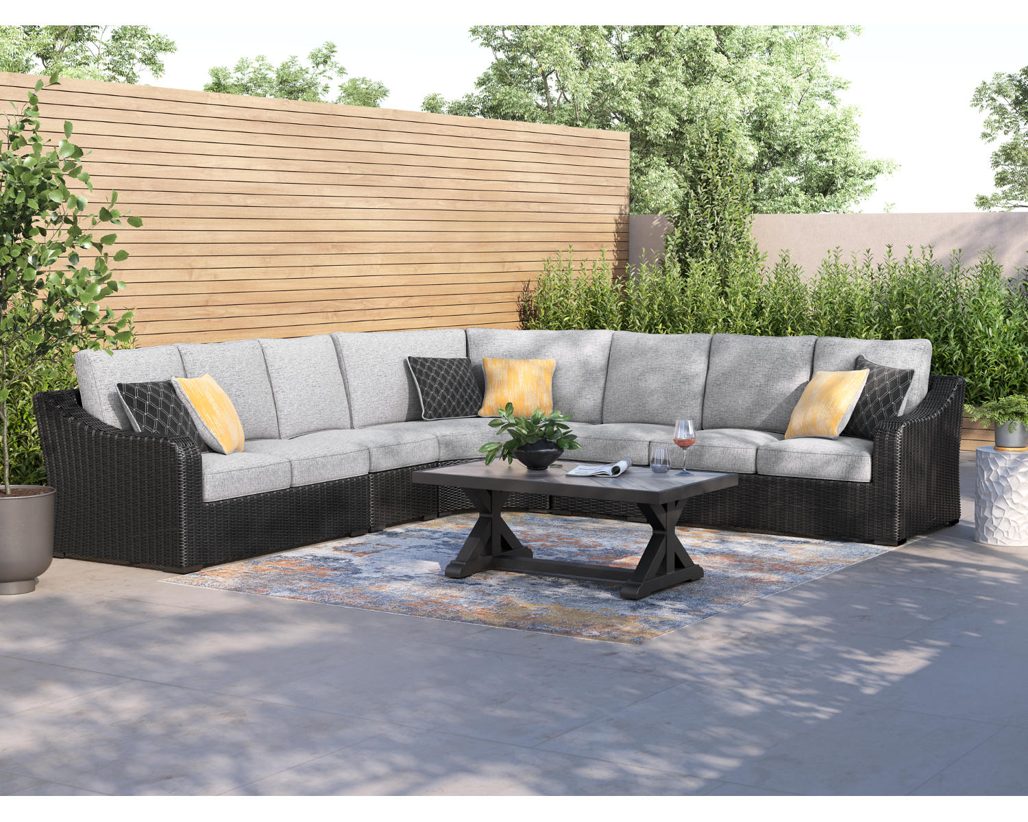 Beachcroft 5-Piece Outdoor Sectional
