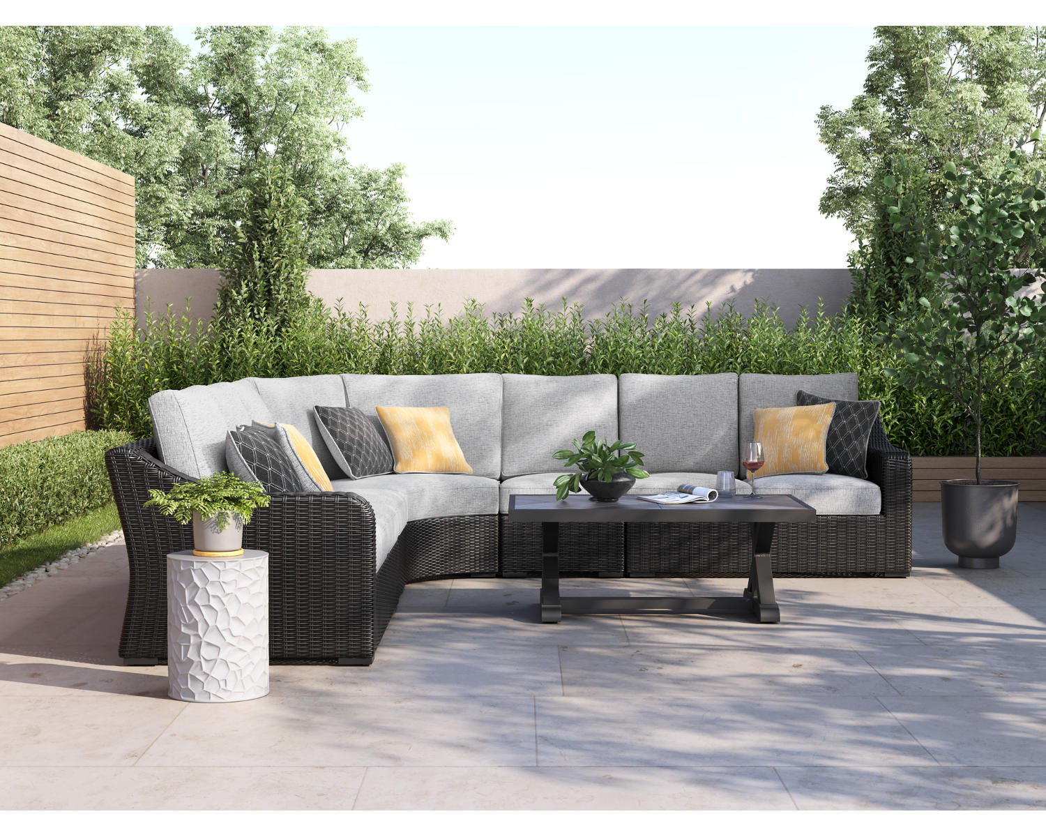 Beachcroft 5-Piece Outdoor Sectional