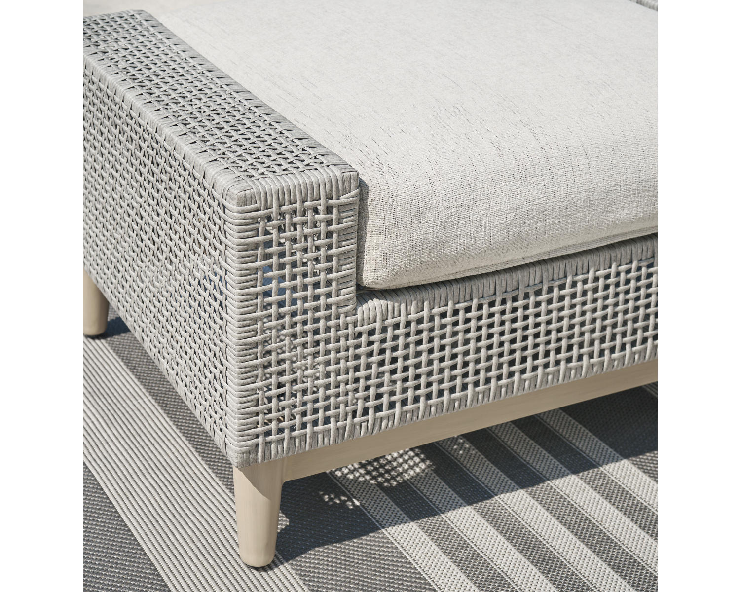 Seton Creek Outdoor Ottoman with Cushion