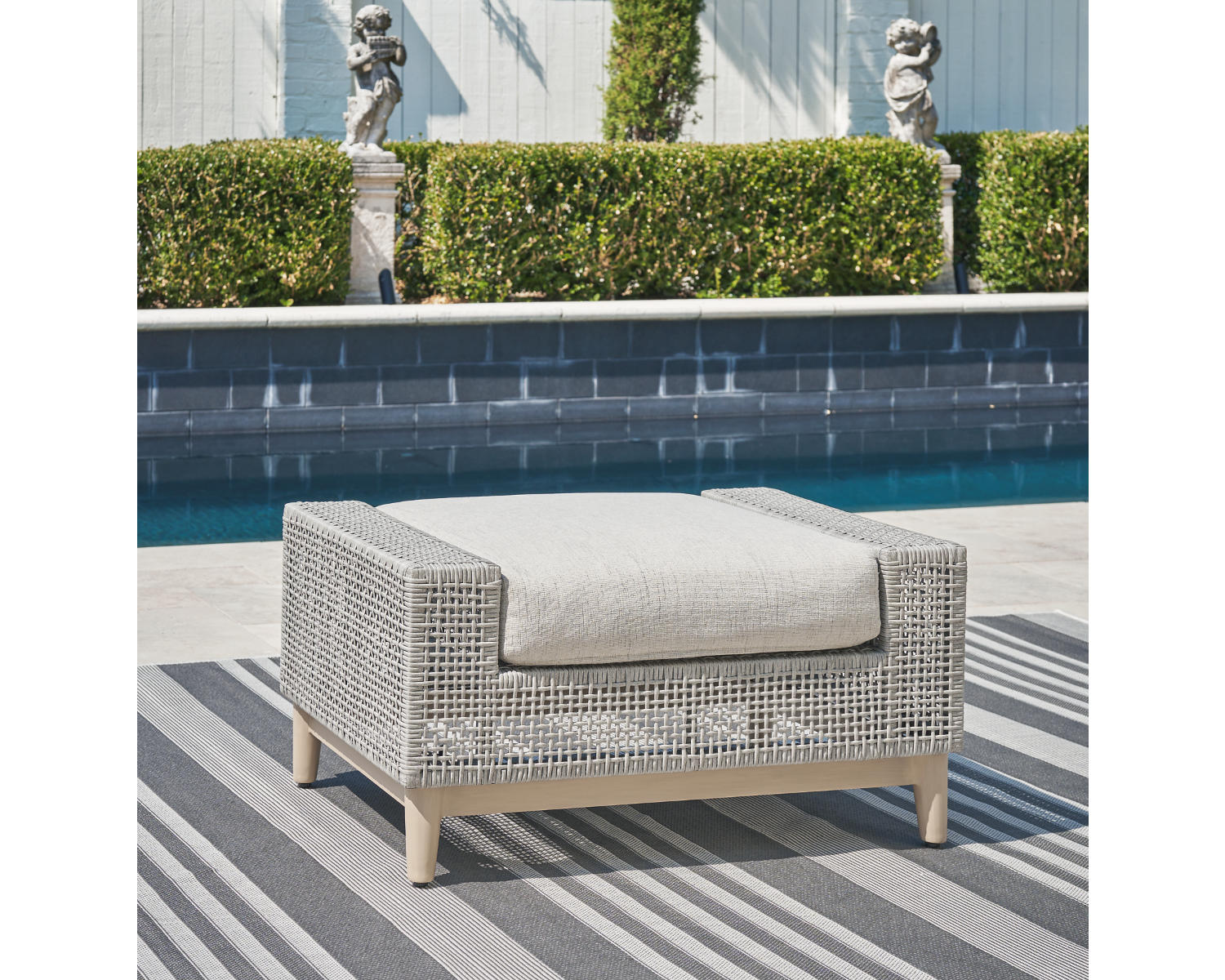 Seton Creek Outdoor Ottoman with Cushion