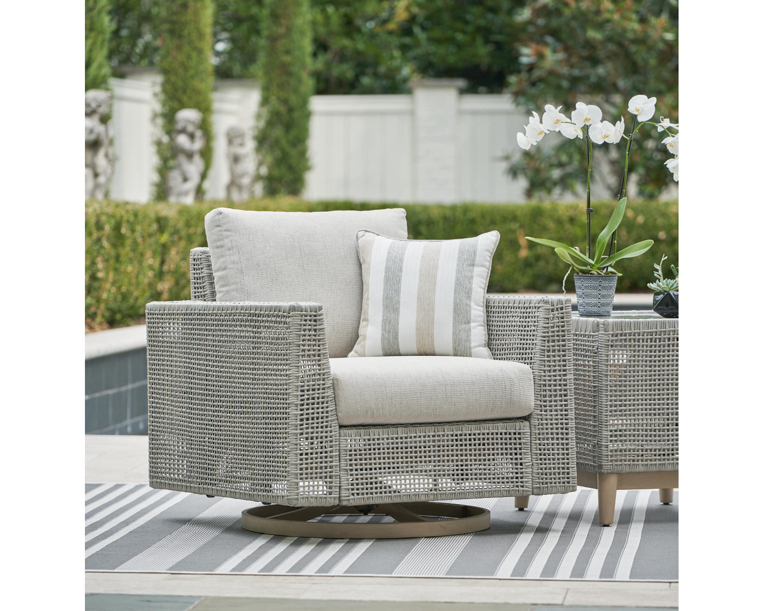 Seton Creek Outdoor Swivel Lounge with Cushion