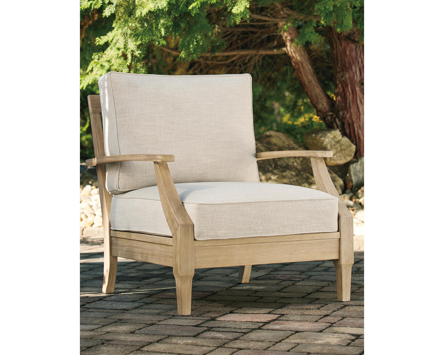Clare View Outdoor Loveseat and 4 Lounge Chairs