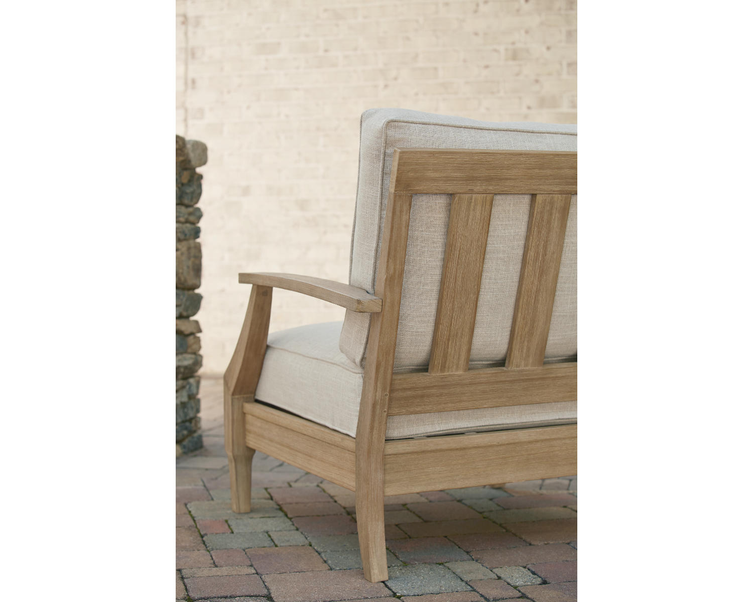 Clare View Lounge Chair with Cushion