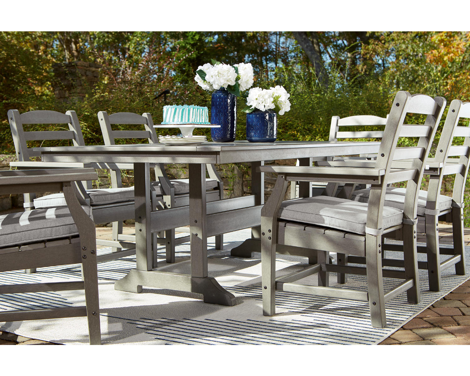 Visola Outdoor Dining Table