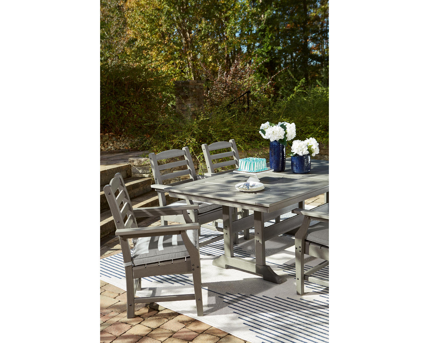 Visola Outdoor Dining Table