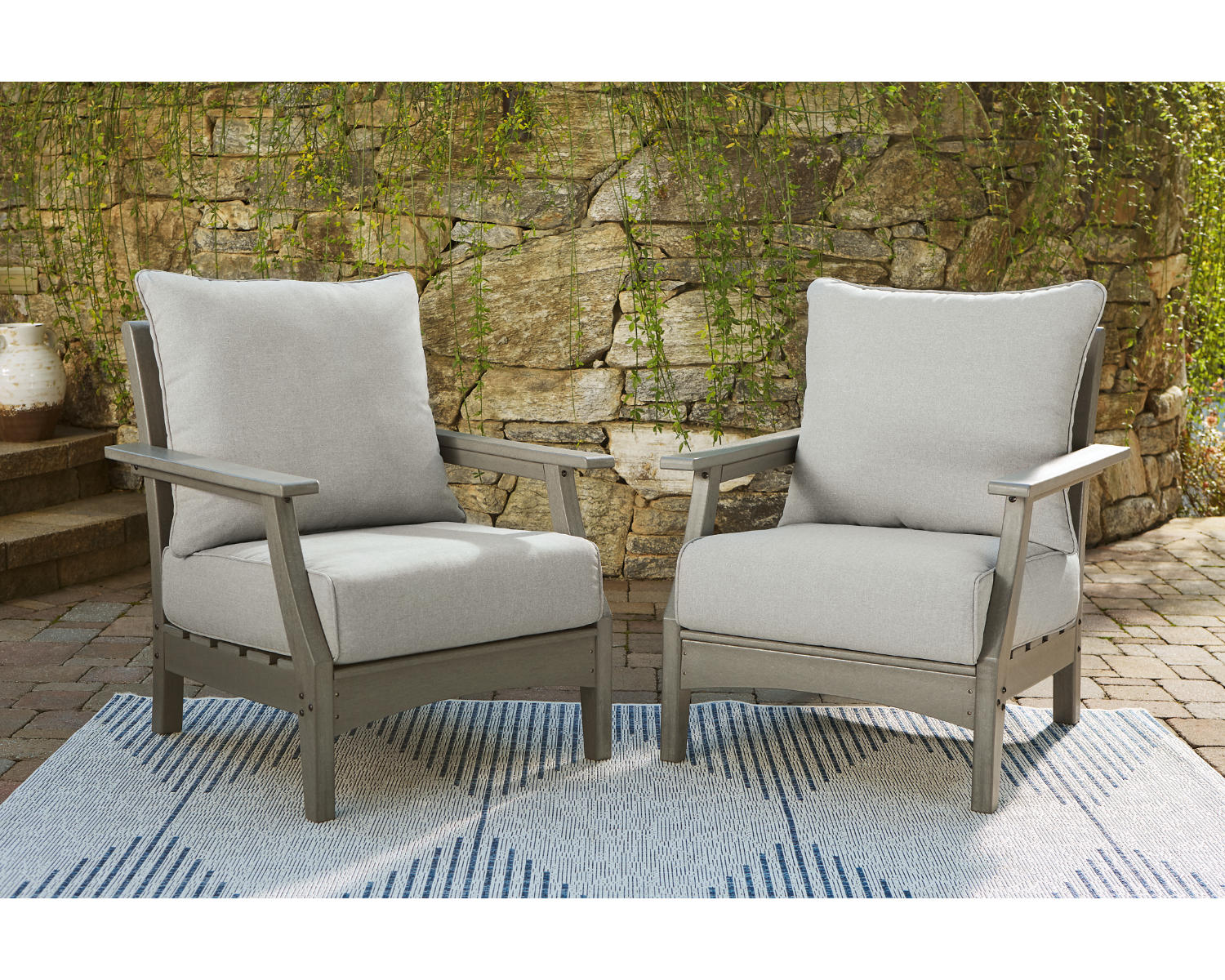 Visola Lounge Chair with Cushion (Set of 2)