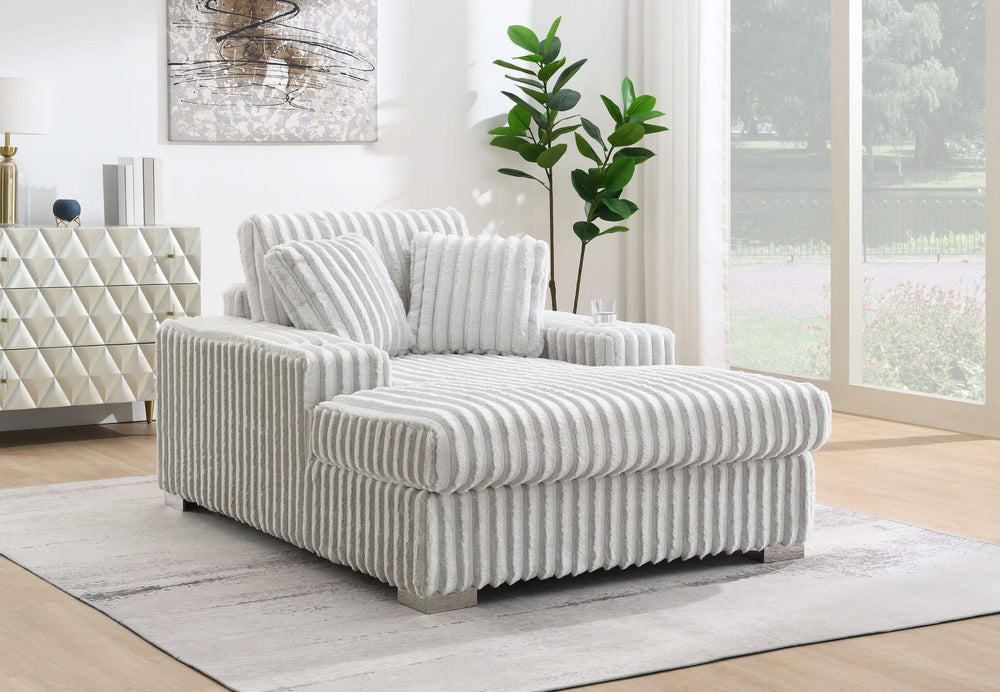Luna Lounge chair