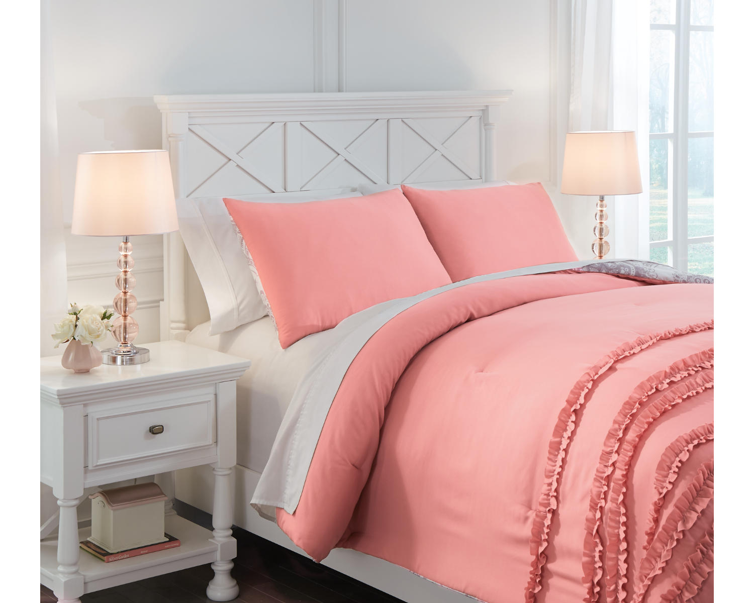 Avaleigh Full Comforter Set