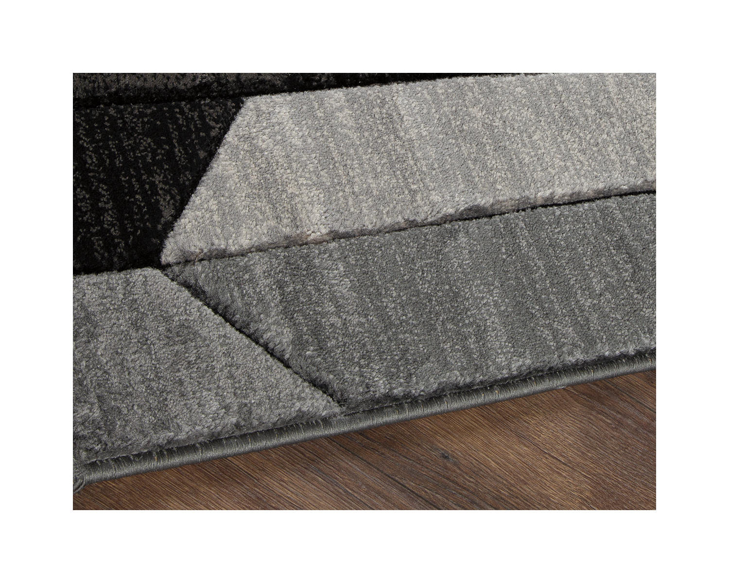 Chayse 5' x 6'7" Rug