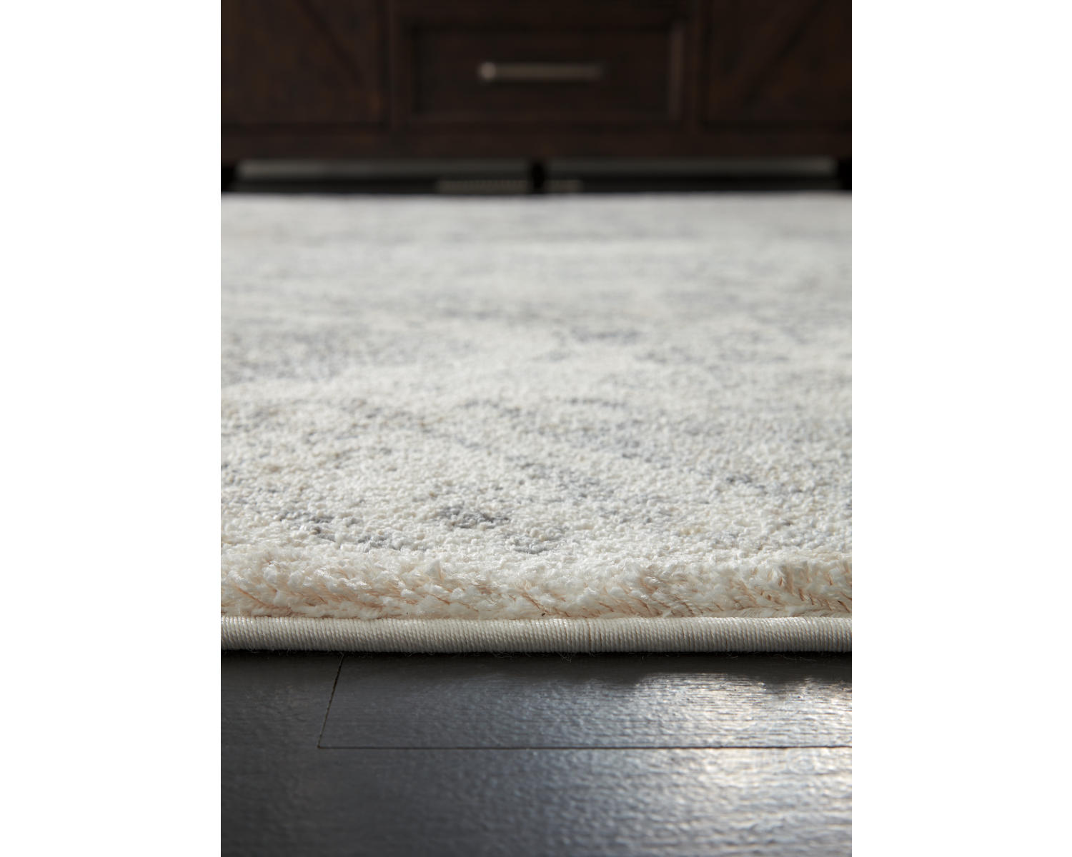 Precia 5'3" x 7'3" Rug