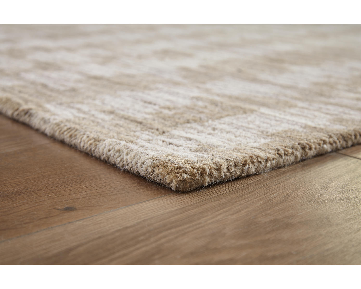 Abanlane 7'8" x 10' Rug
