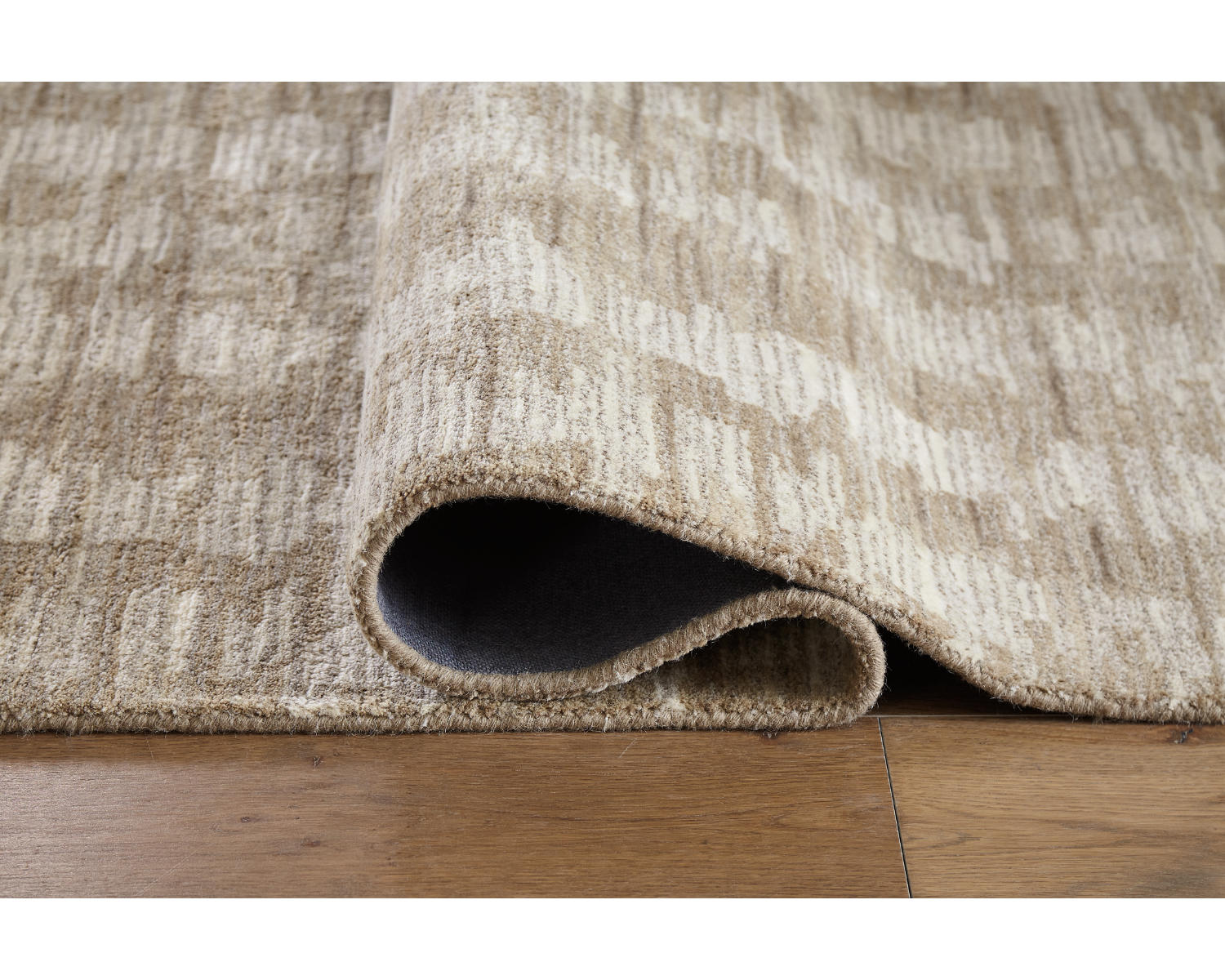 Abanlane 7'8" x 10' Rug