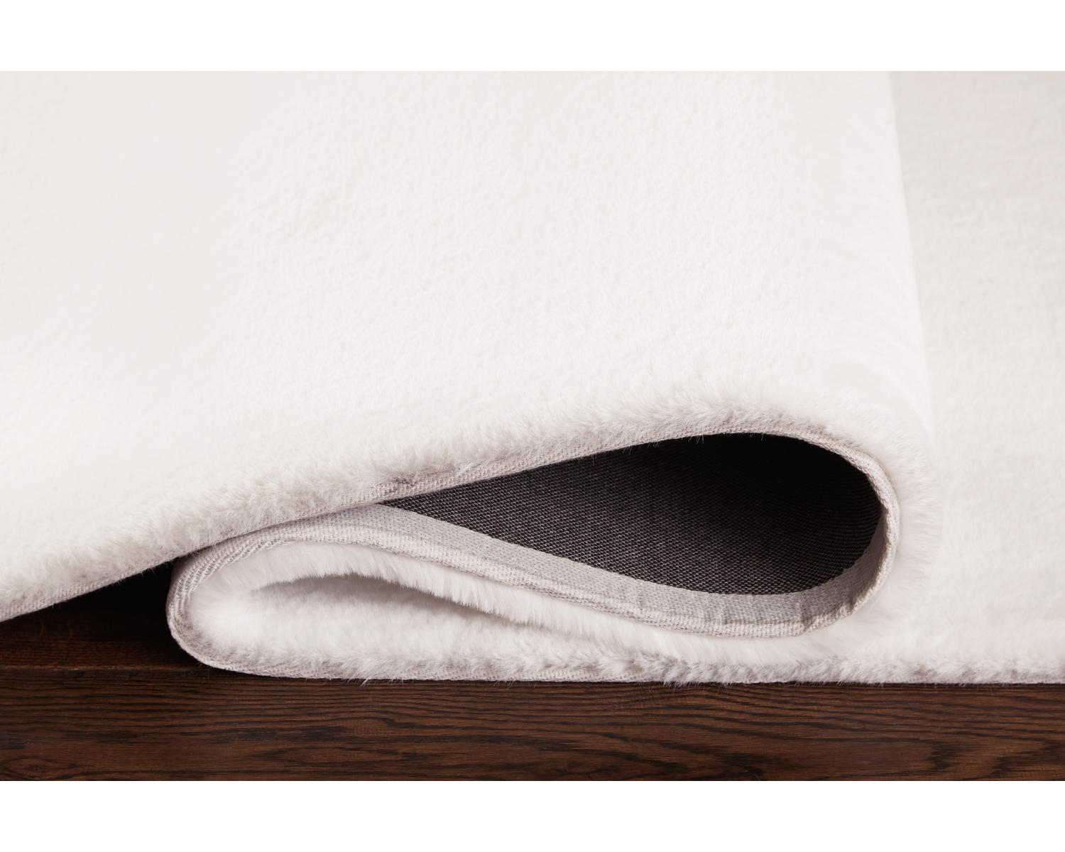 Karawell 7'5" x 9'6" Rug