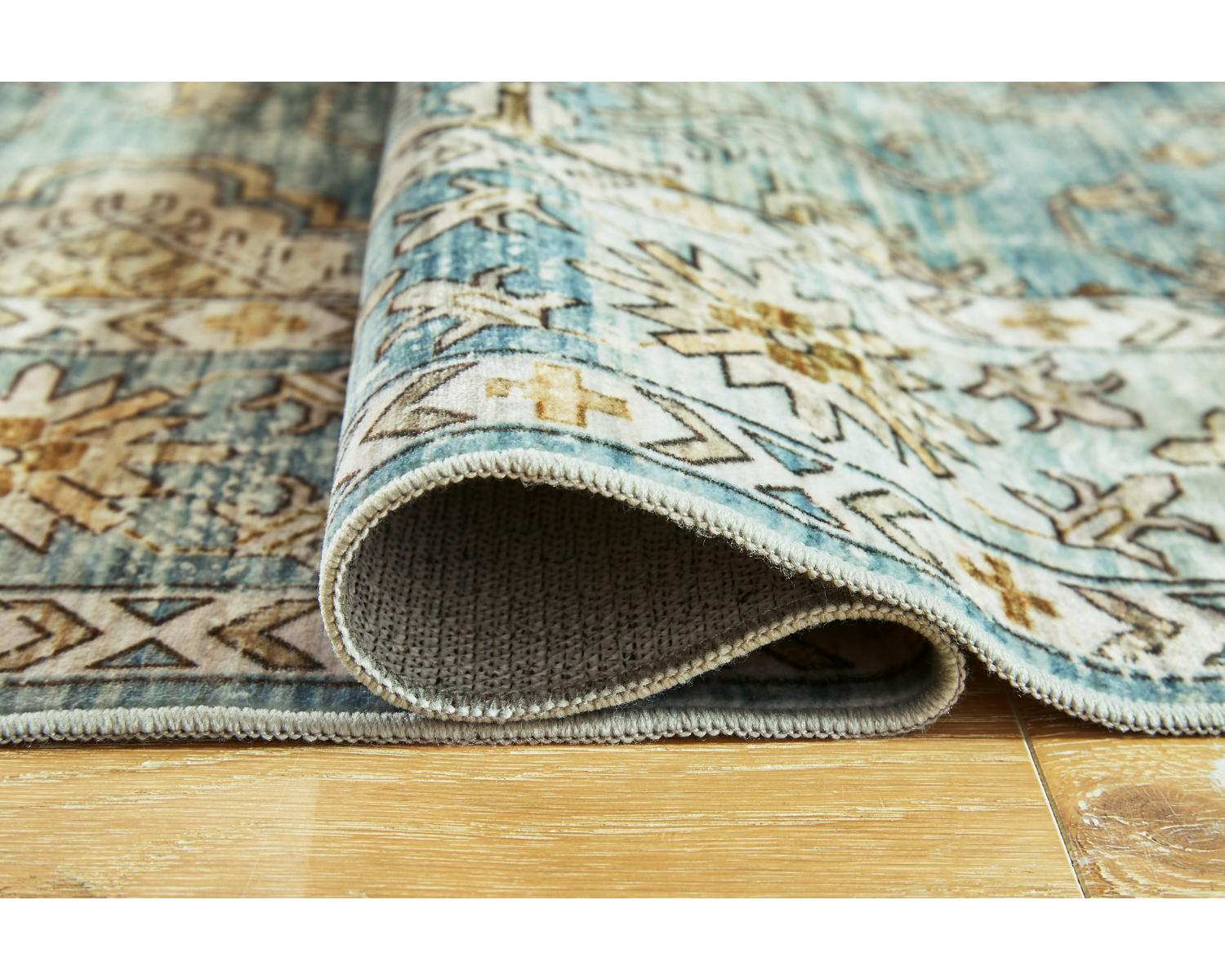 Harwins 5'1" x 7' Washable Rug